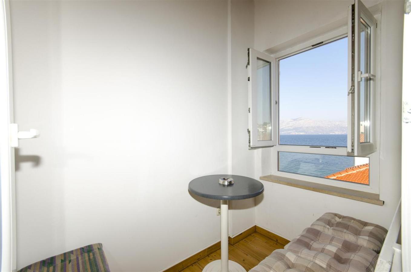 פוסטיר Apartmani Banic מראה חיצוני תמונה