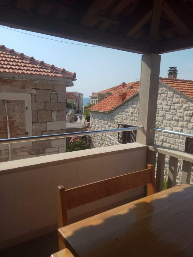 פוסטיר Apartmani Banic מראה חיצוני תמונה