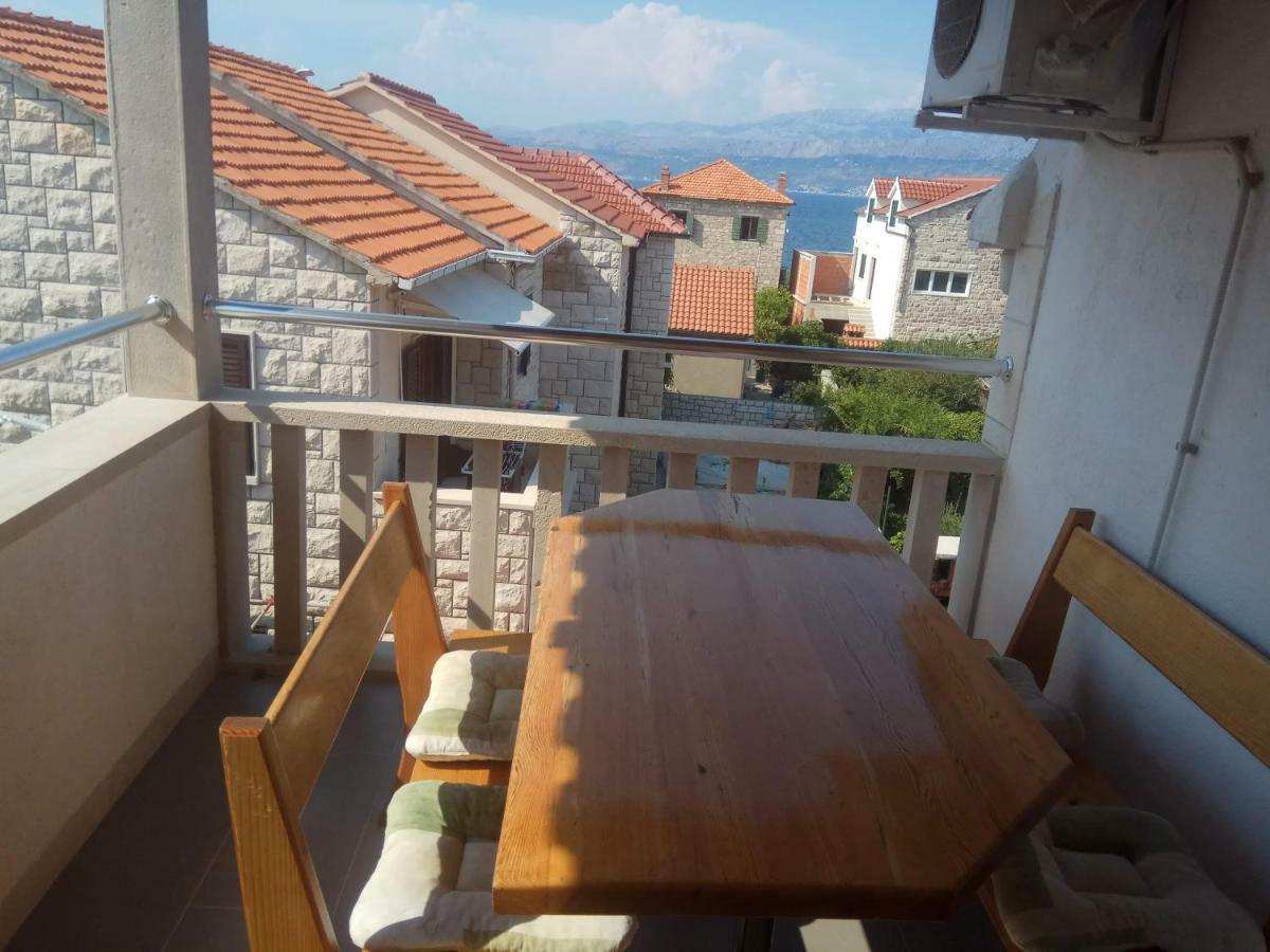 פוסטיר Apartmani Banic מראה חיצוני תמונה