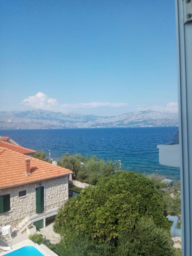 פוסטיר Apartmani Banic מראה חיצוני תמונה