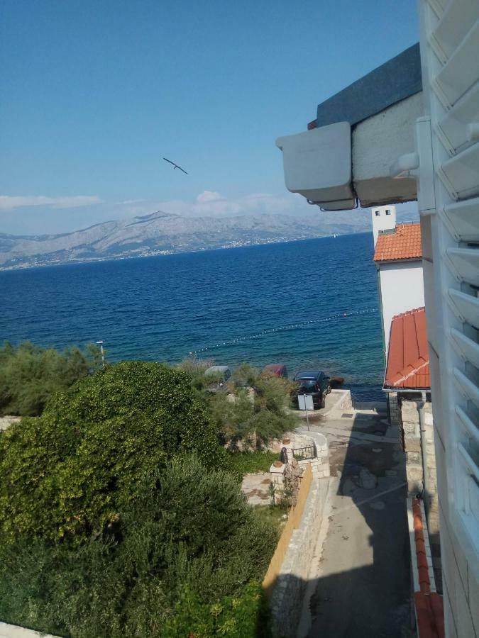 פוסטיר Apartmani Banic מראה חיצוני תמונה